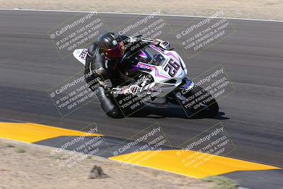 media/Oct-08-2022-SoCal Trackdays (Sat) [[1fc3beec89]]/Turn 7 Inside (145pm)/